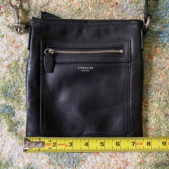 COPY - Coach Zip Messenger - Picture 8 of 8